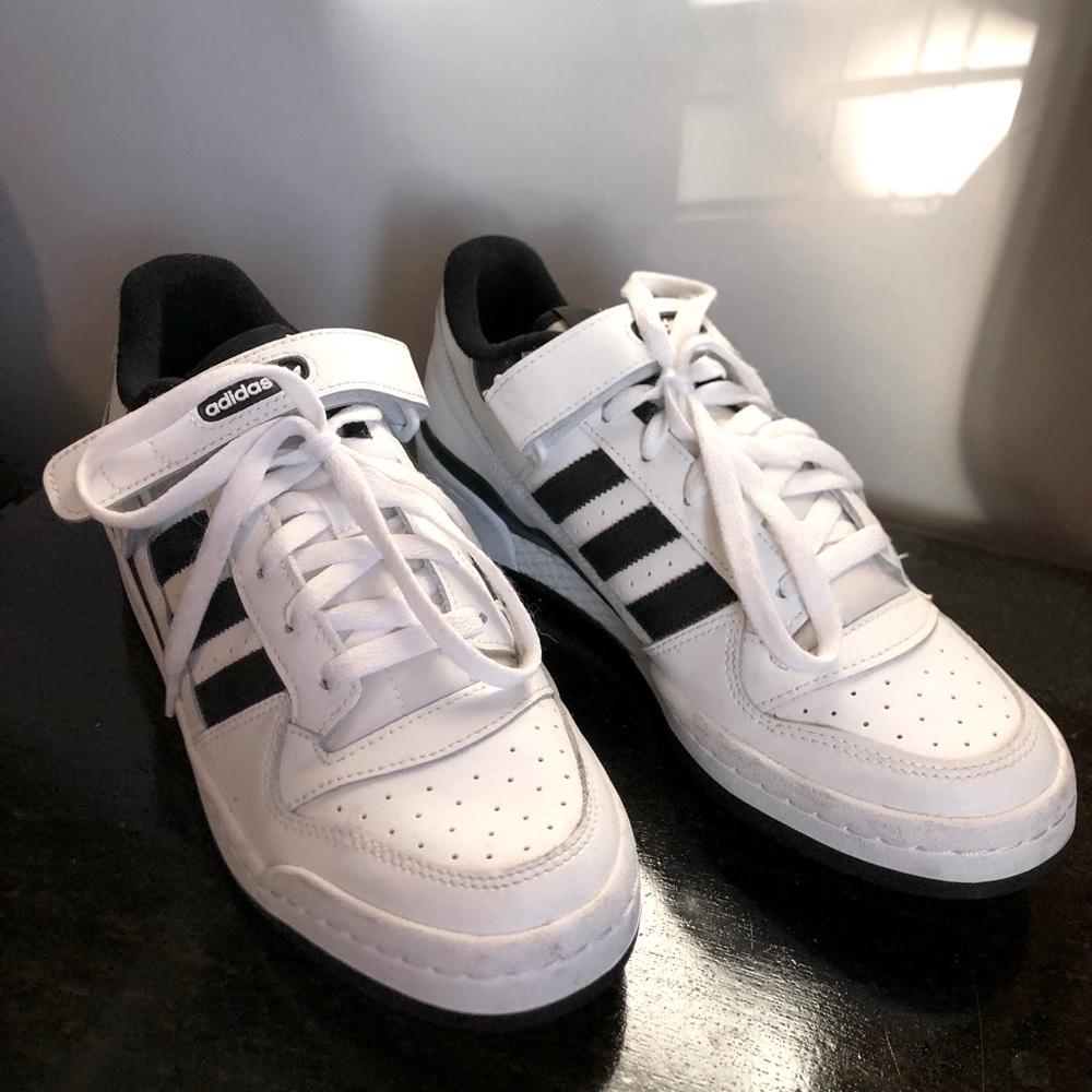 ADIDAS FORUM 84 LOW SNEAKERS MENS 9 EU42